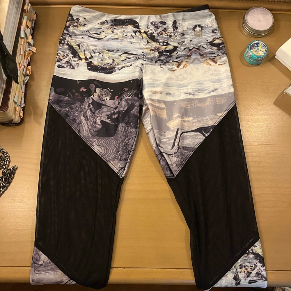 Onzie yoga pants